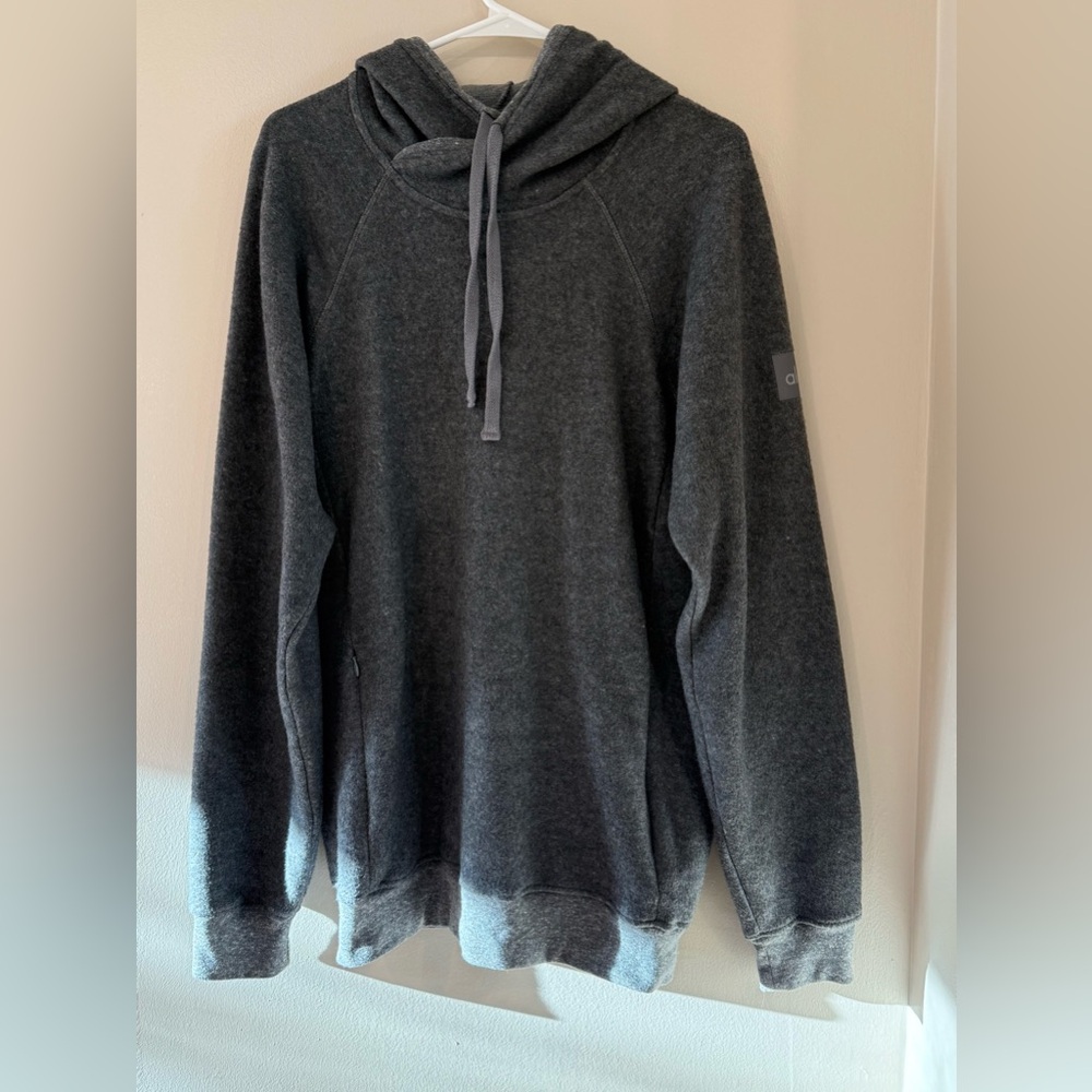 ALO hooded pullover